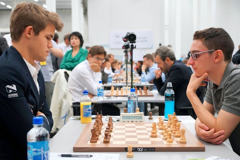 Caruana-vs-Carlsen-1024x683