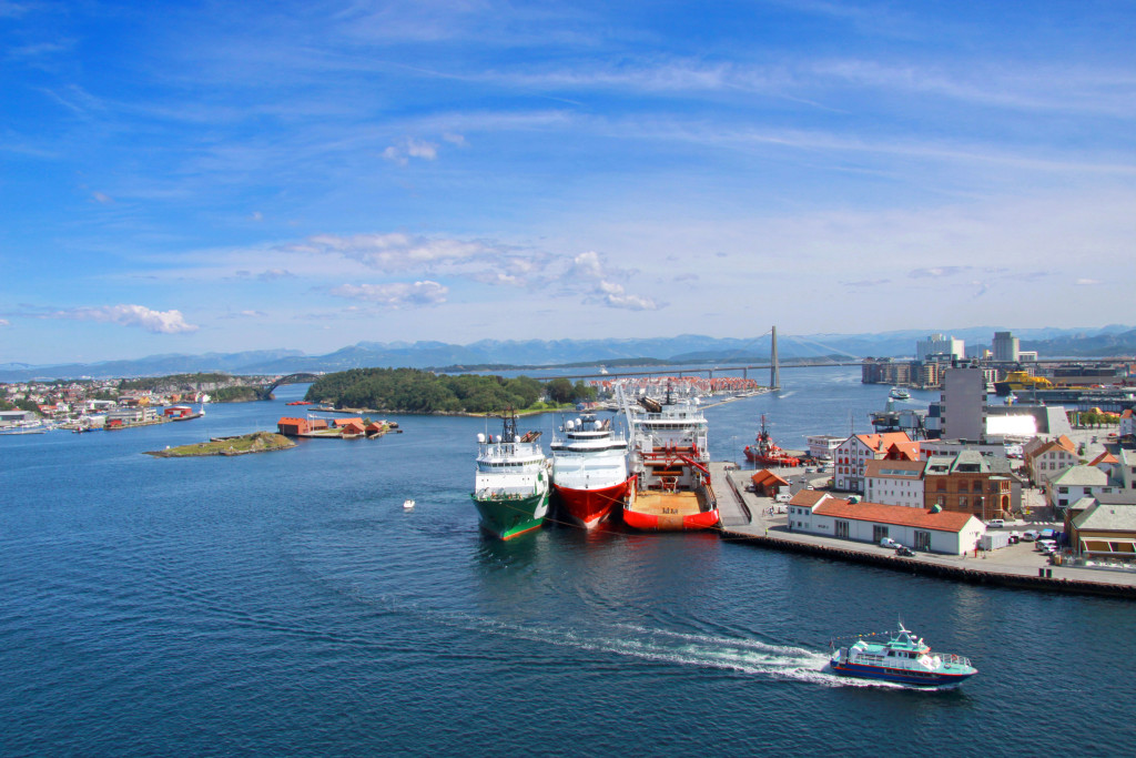 Stavanger_harbour_01