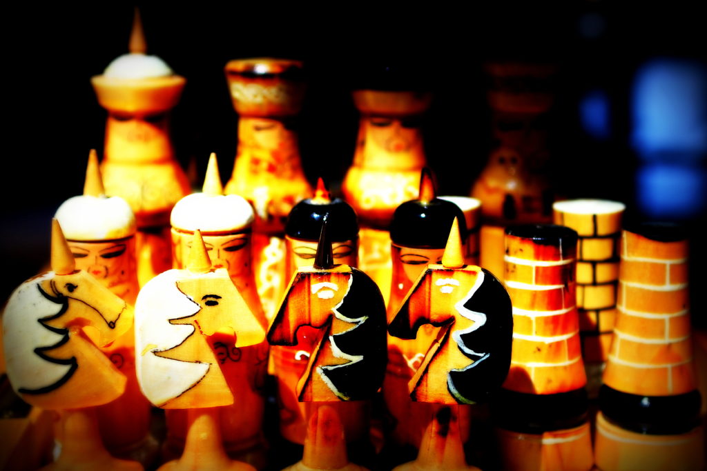 Afghanistan chess set (2)